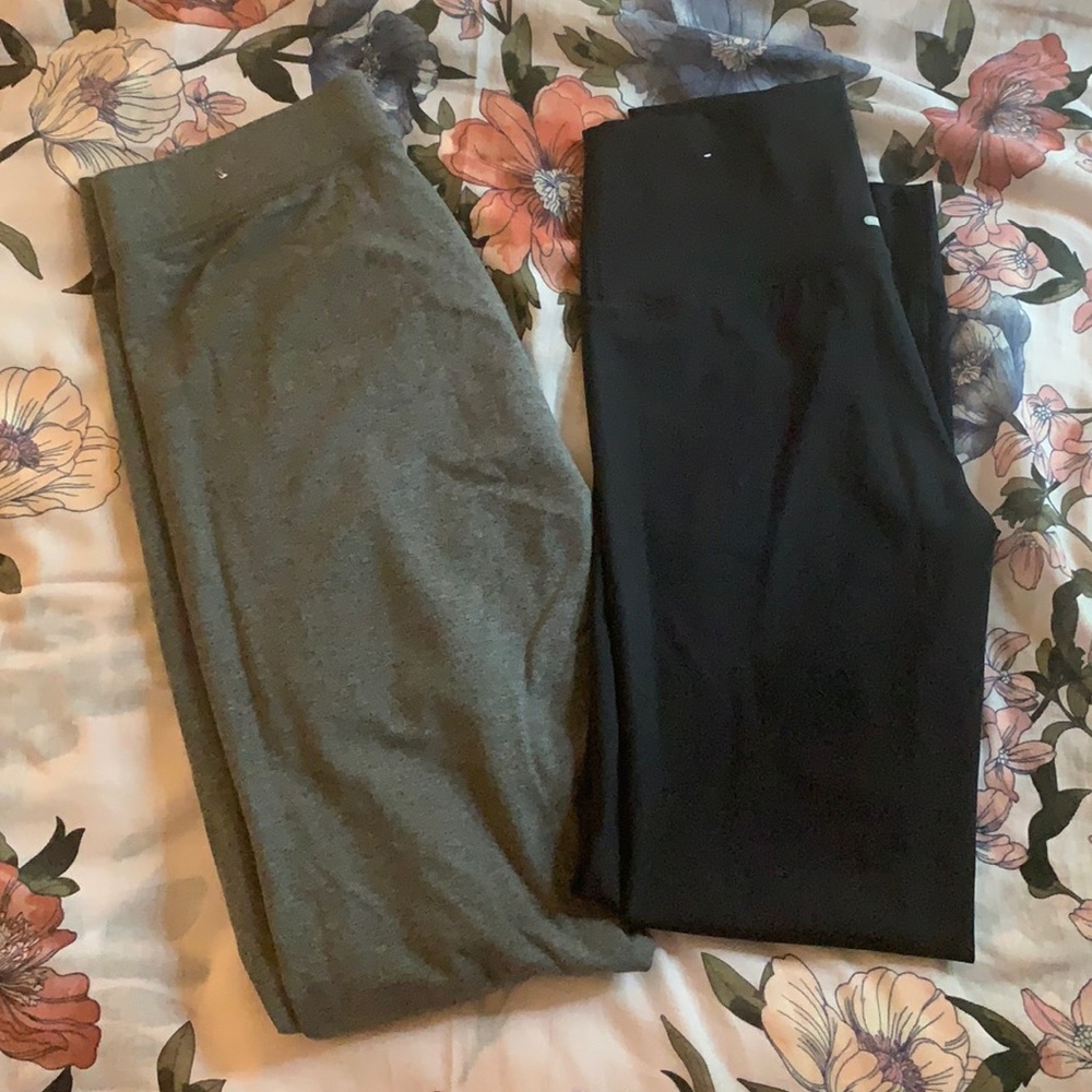 Bundle of two aerie leggings